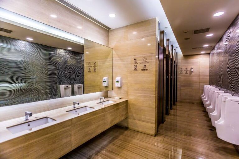 How to Modernize Your Commercial Restroom for Maximum Efficiency and Hygiene