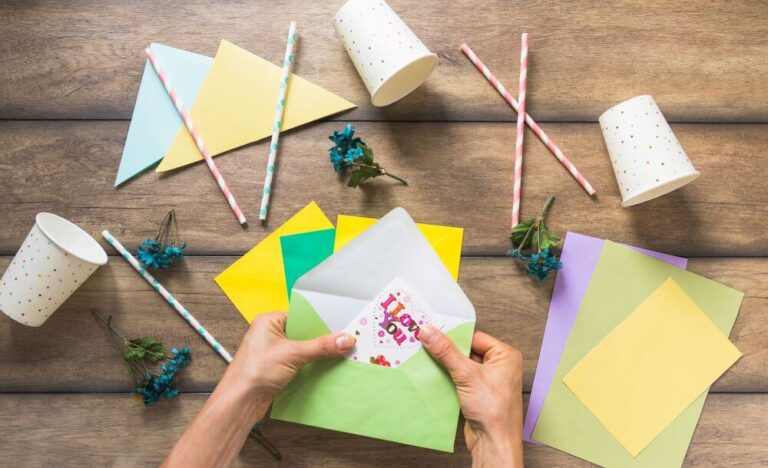 How to Create Stunning Party Invitations with Ease